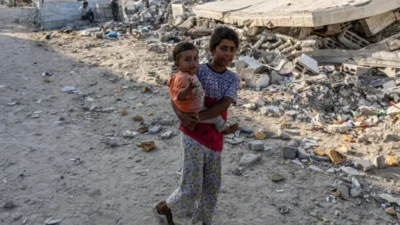 Serangan Rudal Iran Rusak 100 Rumah di Tel Aviv Israel