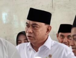 Menkop Budi Arie: MBG Serap Susu Koperasi, Peternak Untung, Anak Sehat