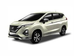 Nissan Livina Terbaru: Inovasi Konektivitas dan Keselamatan vs Kompetitor MPV